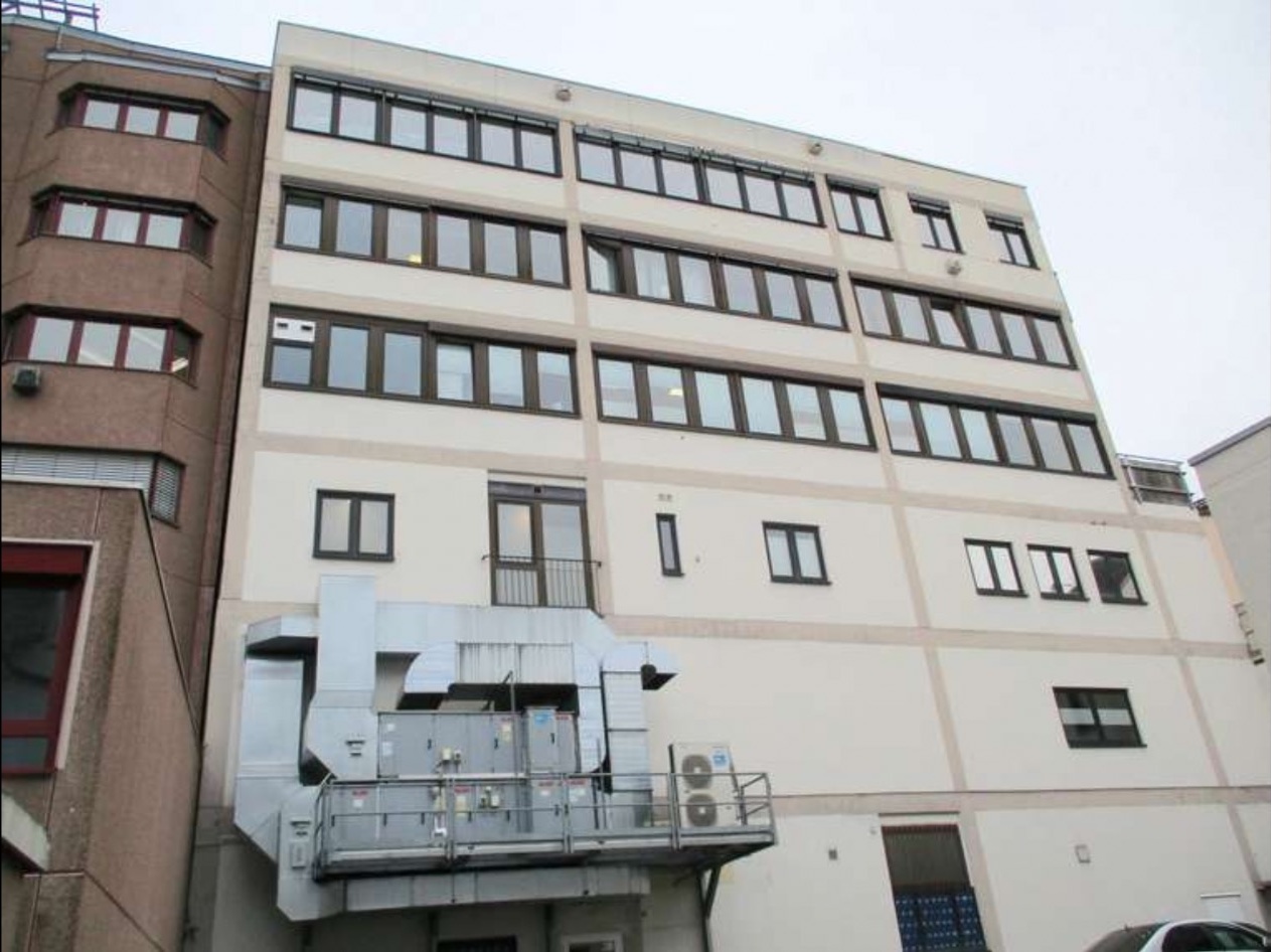 Perspektive auf den Bourger Platz aus dem Straßenraum heraus