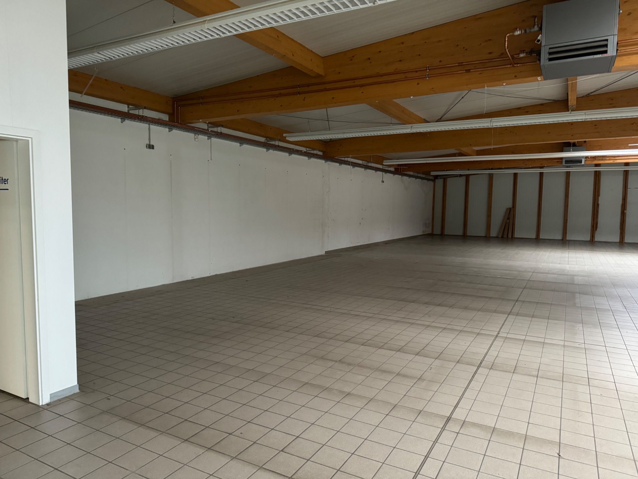 Foyer im Wandel Vorher-nachher-Vergleich Vorher